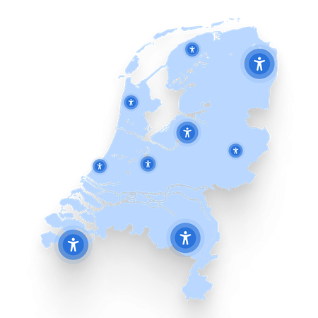 Kaart van Nederland met meerdere Eye-Able-iconen verspreid over het land, die laten zien dat digitale toegankelijkheid in verschillende regio’s wordt toegepast en ondersteund.