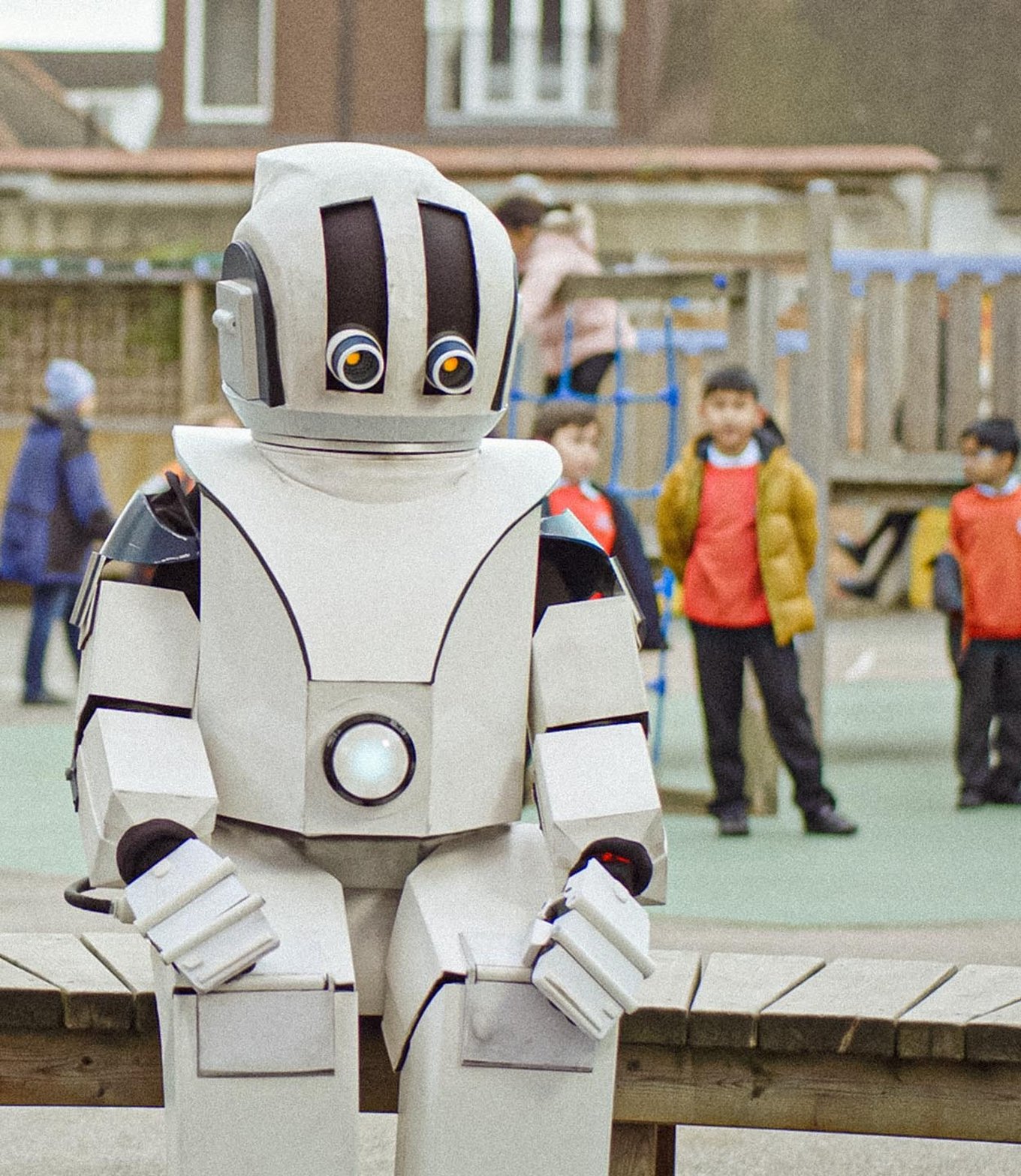 Breaking through armour: Exploring the role of emotion in creative content