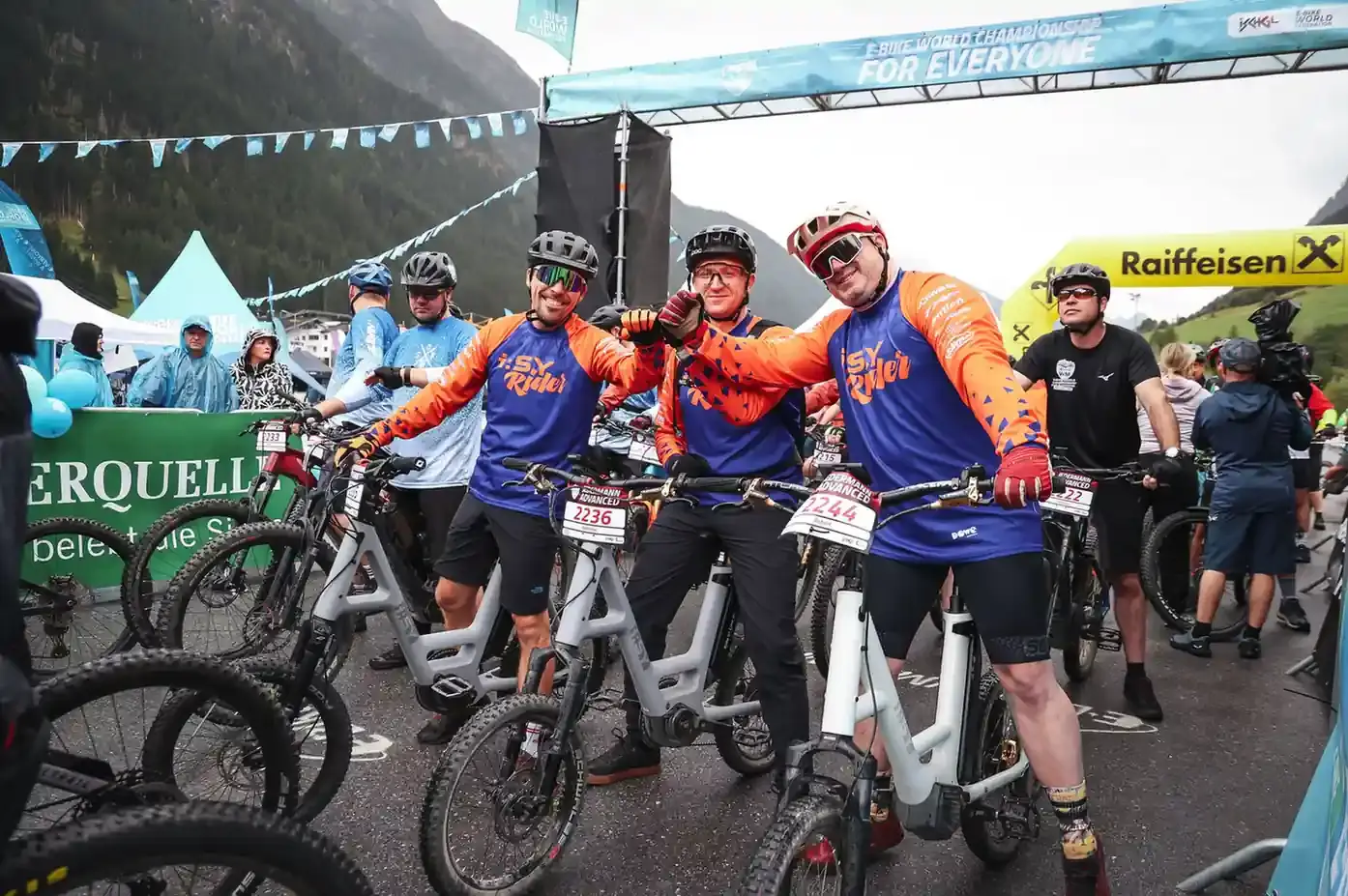 Die i:SY Riders am Start bei der E-Bike WM in Ischgl.