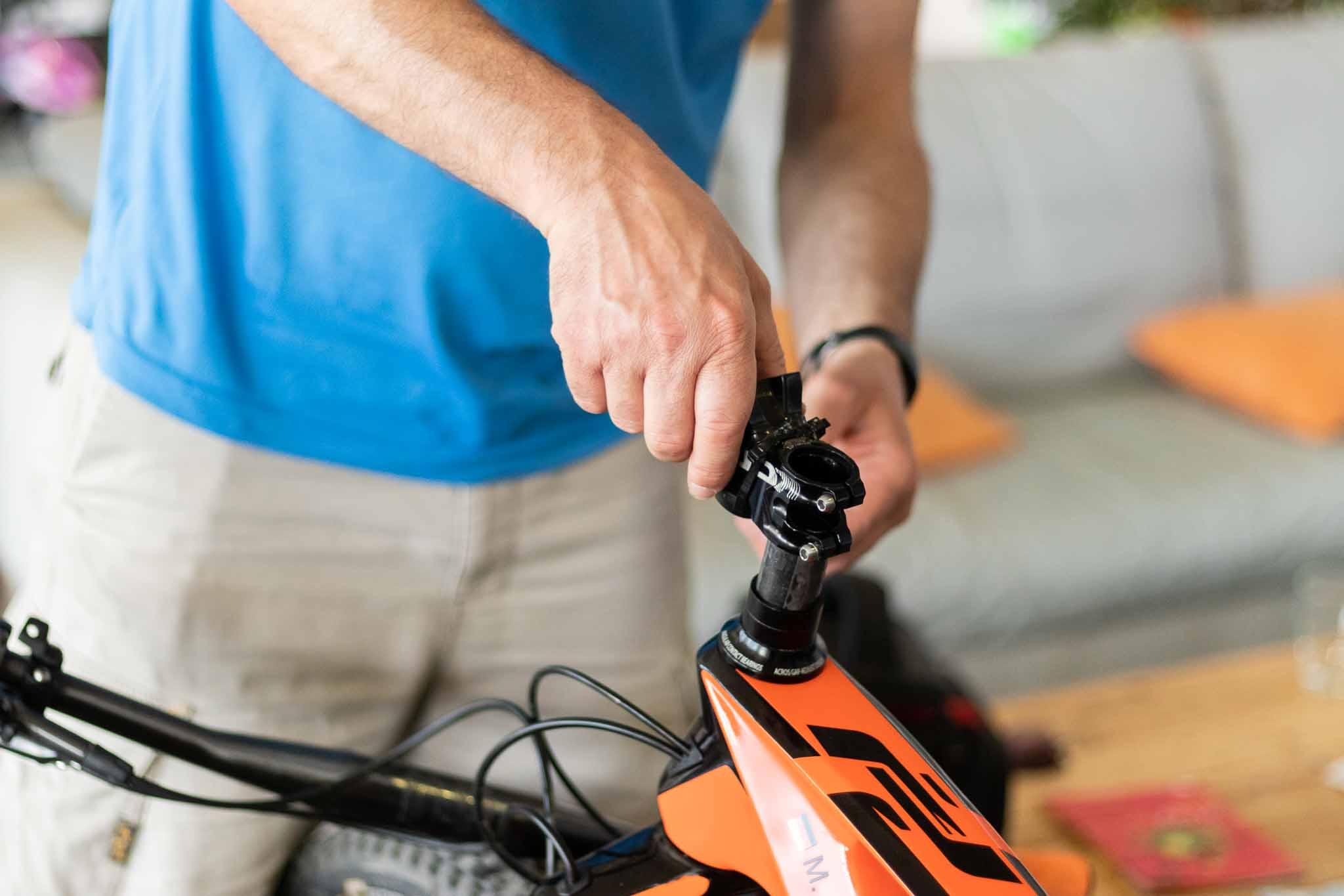 Vorbau umdrehen um Nackenschmerzen zu vermeiden beim Radfahren