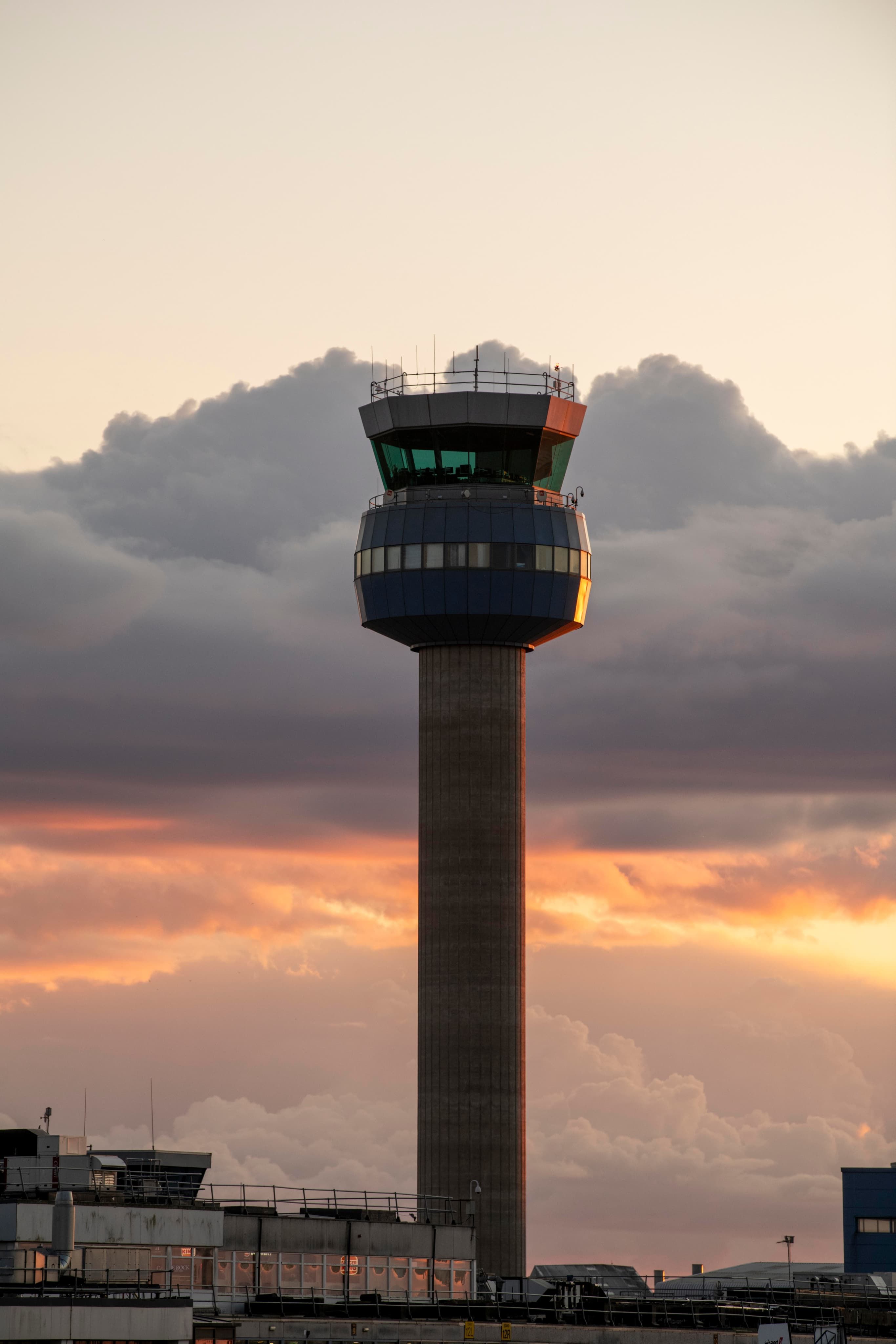 Air control tower